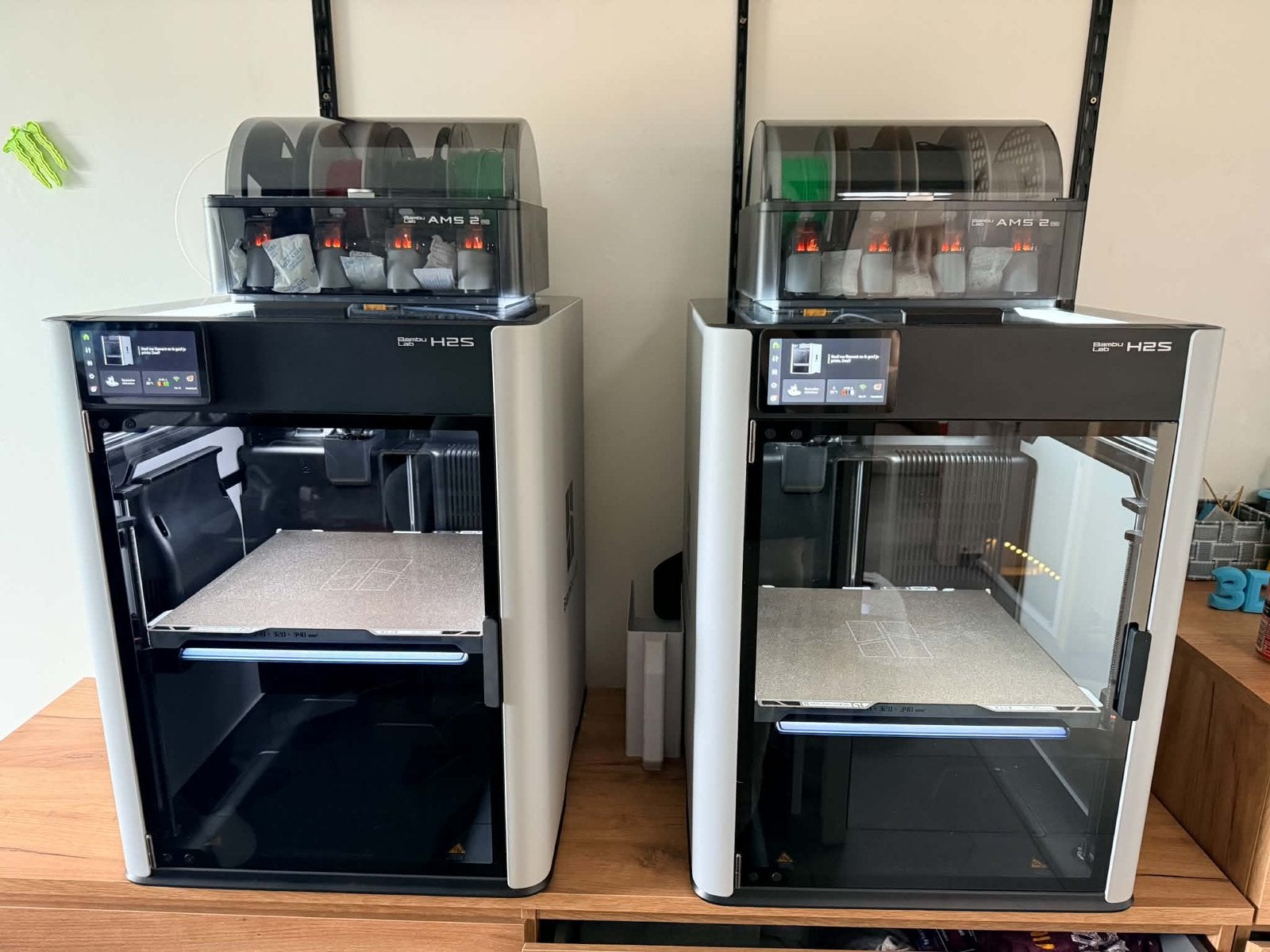 Te koop: 2 Bambu Lab H2S 3D-printer –met fabrieksgarantie, Computers en Software, Ophalen, Zo goed als nieuw