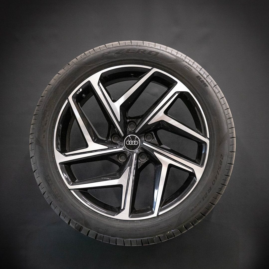 21 inch velgen Audi SQ6 / Q6 Zomerbanden 255&285/40/21 Pirel, Auto-onderdelen, Gebruikt, -, -, Banden en Velgen