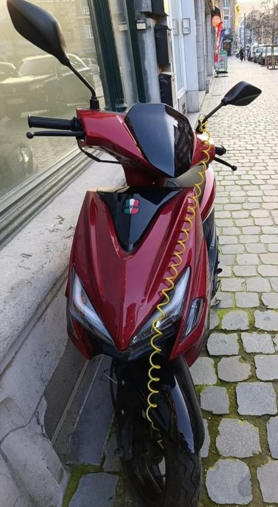 À vendre scooter GTS scirocco, Autres modèles, Comme neuf, Classe B (45 km/h), Enlèvement