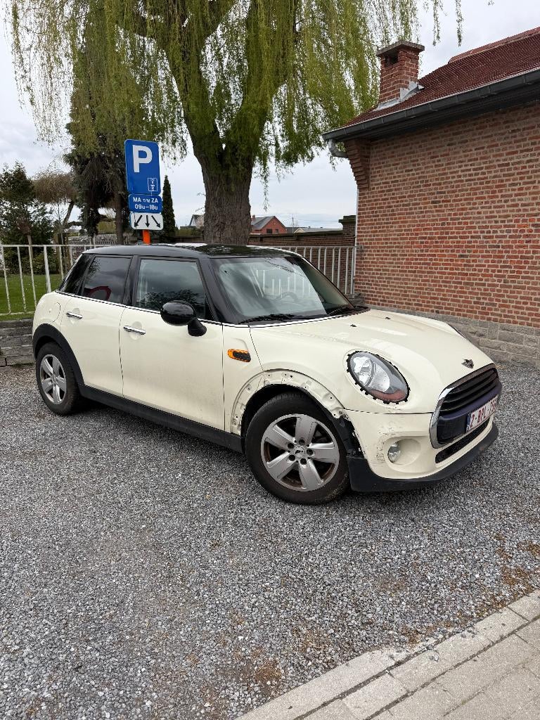 MINI COOPER 1.5 ESSENCE AUTOMATIQUE EURO 6B!!!!, Autos, 100 kW, Achat, Euro 6, Beige