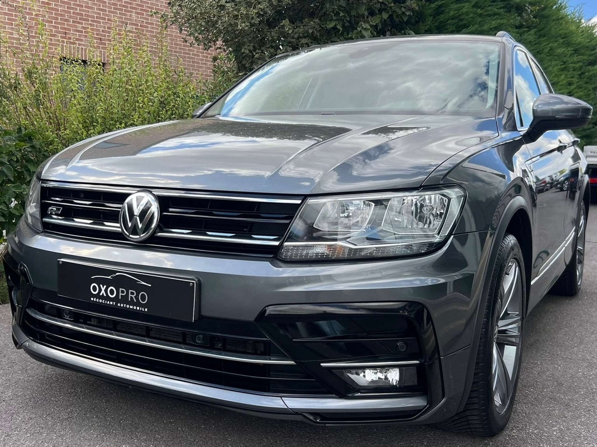 Volkswagen Tiguan R Line 2.0 TDI 150CV 4 Motion / 4x4 / Gran, Argent ou Gris, Achat, Entreprise, 5 portes