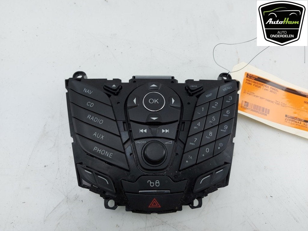 RADIOBEDIENING PANEEL Ford Focus 3 Wagon (01-2010/02-2020), Gebruikt, Ford