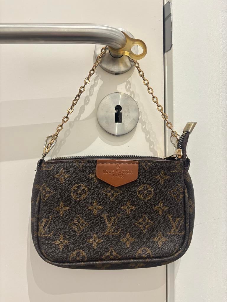 Zara tas, Handtassen en Accessoires, Tassen | Damestassen, Ophalen, Zo goed als nieuw