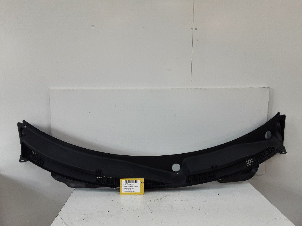 SIERLIJSTEN VOORRUIT Suzuki Swift (ZC / ZD) (7233153R0), Suzuki-Allee 7
64625  Bensheim, DE, Gebruikt, Suzuki Deutschland GmbH