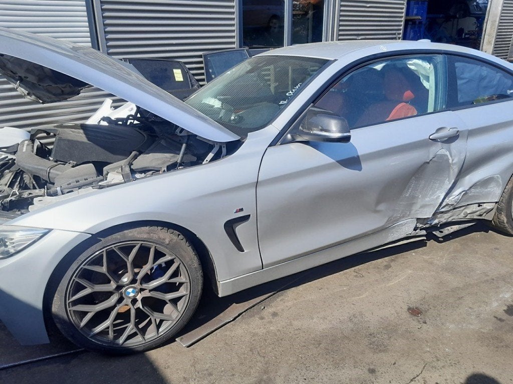 PORTIERRUIT LINKS BMW 4 serie (F32) (|7268725|51337268725|), Auto-onderdelen, Gebruikt, BMW, Petuelring 130
80809  München, DE