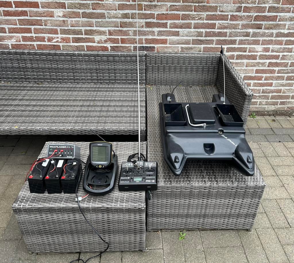 Voerboot+ fishfinder, Enlèvement, Utilisé, Autres types