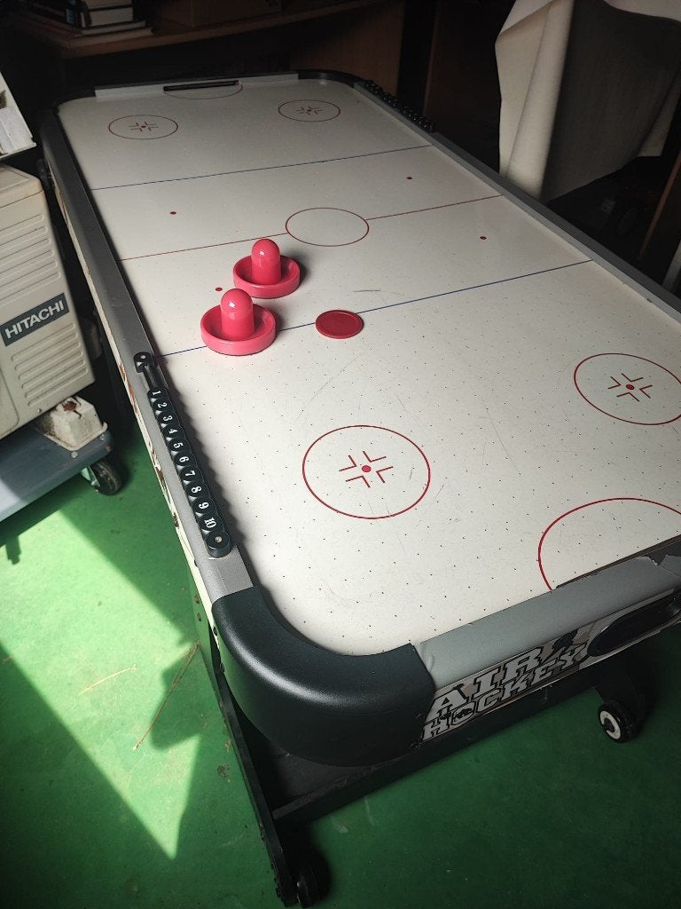 Airhockey tafel, Hobby & Loisirs créatifs, 1 ou 2 joueurs, Enlèvement, Utilisé