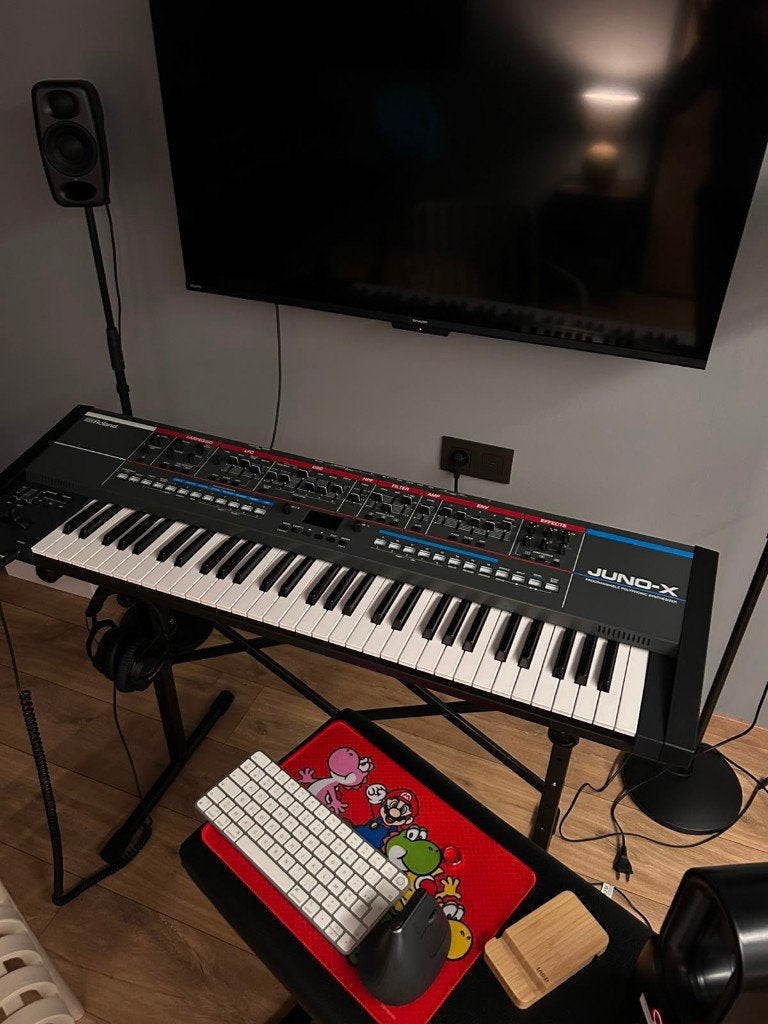Roland Juno X met expansionpack t.w.v 160€, Musique & Instruments, 61 touches, Enlèvement ou Envoi, Roland, Comme neuf