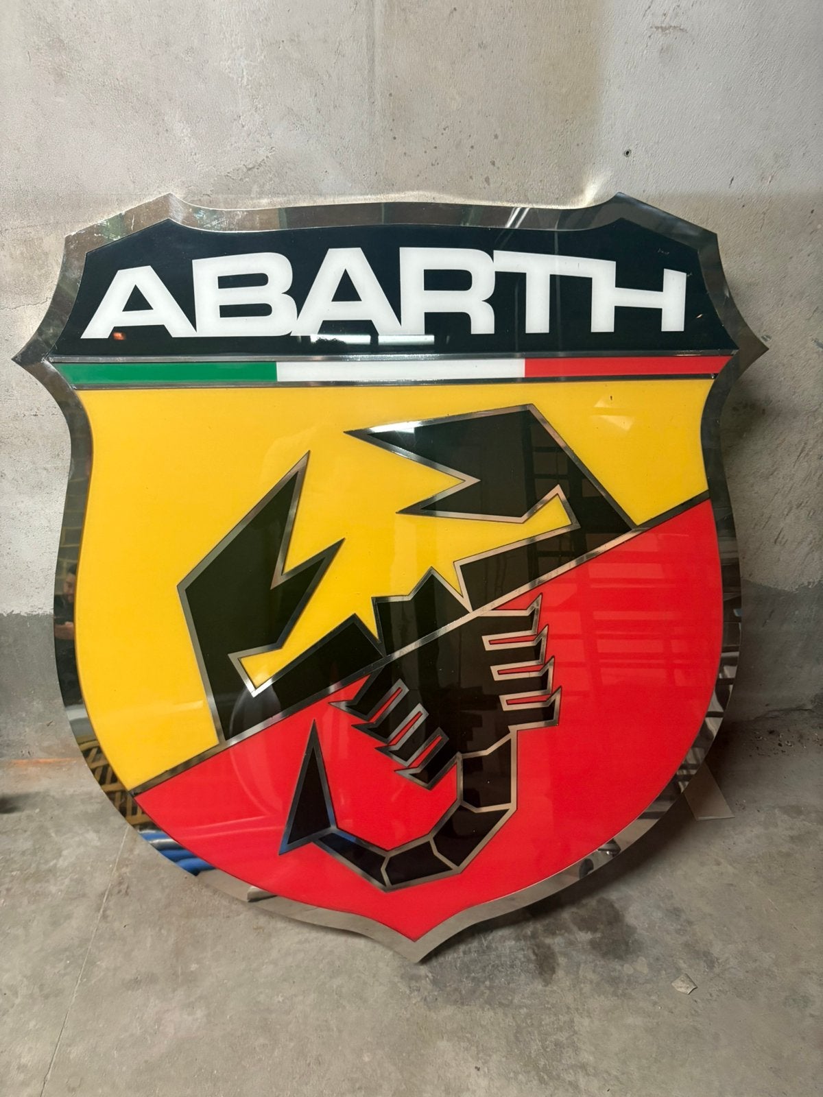 Enseigne lumineuse Abarth  hauteur 1m20, Collections, Enlèvement, Comme neuf