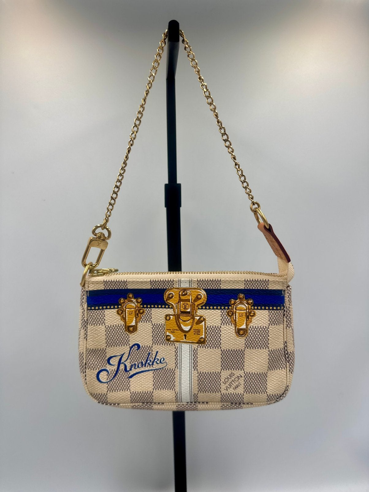 Louis Vuitton Mini Pochette Knokke –  Limited Edition, Handtassen en Accessoires, Tassen | Damestassen, Ophalen of Verzenden, Zo goed als nieuw