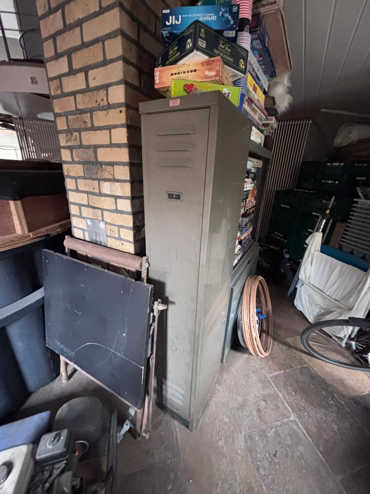 Acior liege locker 1 delig in zeer goede staat zonder roest, Enlèvement, Comme neuf