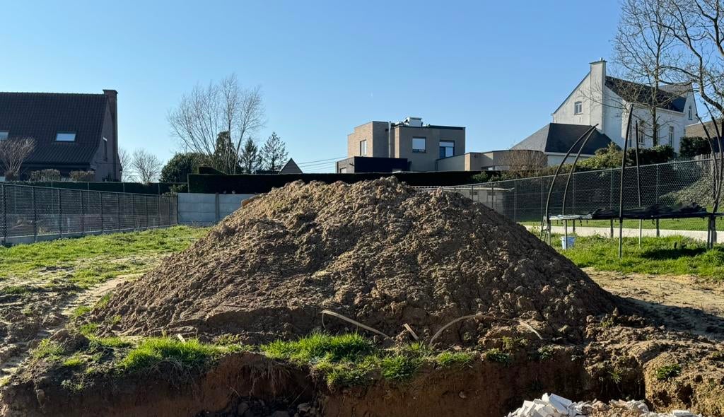 Aarde/aanvulgrond GRATIS, Tuin en Terras, Ophalen