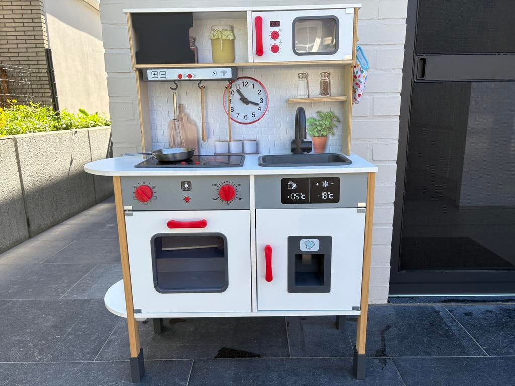 Cuisine enfant en bois, Enlèvement, Utilisé, Bois