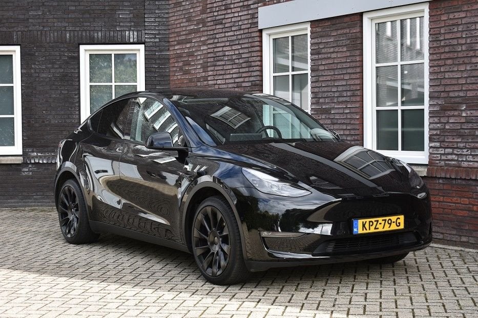 Tesla Model Y Long Range dual motor - AWD -92% SOH Wij zijn, Automaat, Zwart, Lederen bekleding, Zwart