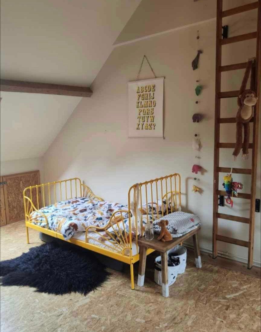 Ikea meegroeibed Minnen geel met matras, Kinderen en Baby's, Kinderkamer | Bedden, Ophalen, Matras