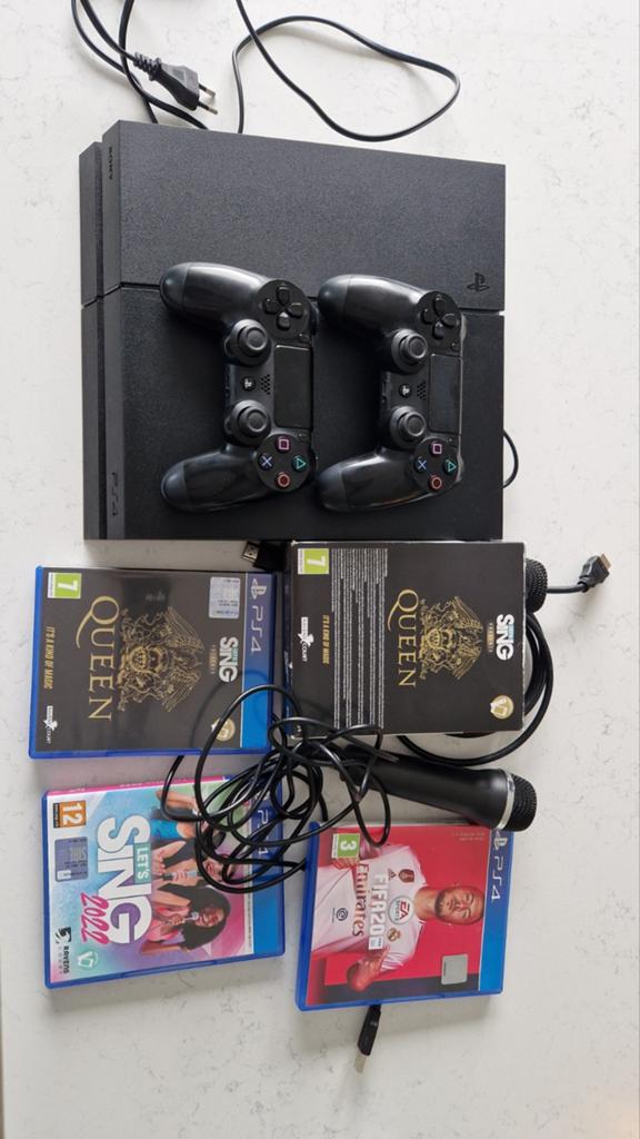 Complete PlayStation 4 Slim 1TB + 2 Controllers + Let's Sing, Games en Spelcomputers, Spelcomputers | Sony PlayStation 2, Slim