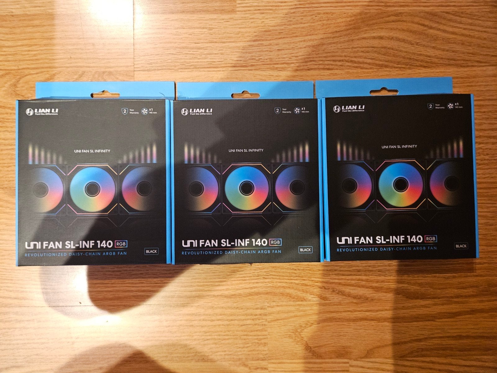 Uni Fan SL-INF 140 RGB Zwart, Computers en Software, Computerkoelers, Ophalen of Verzenden, Nieuw, Luchtkoeling