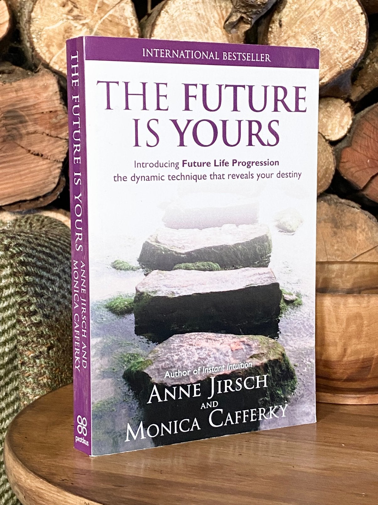 The Future is yours • Anne Jirsch & Monica Cafferky, Livres, Ésotérisme & Spiritualité, Enlèvement ou Envoi, Comme neuf