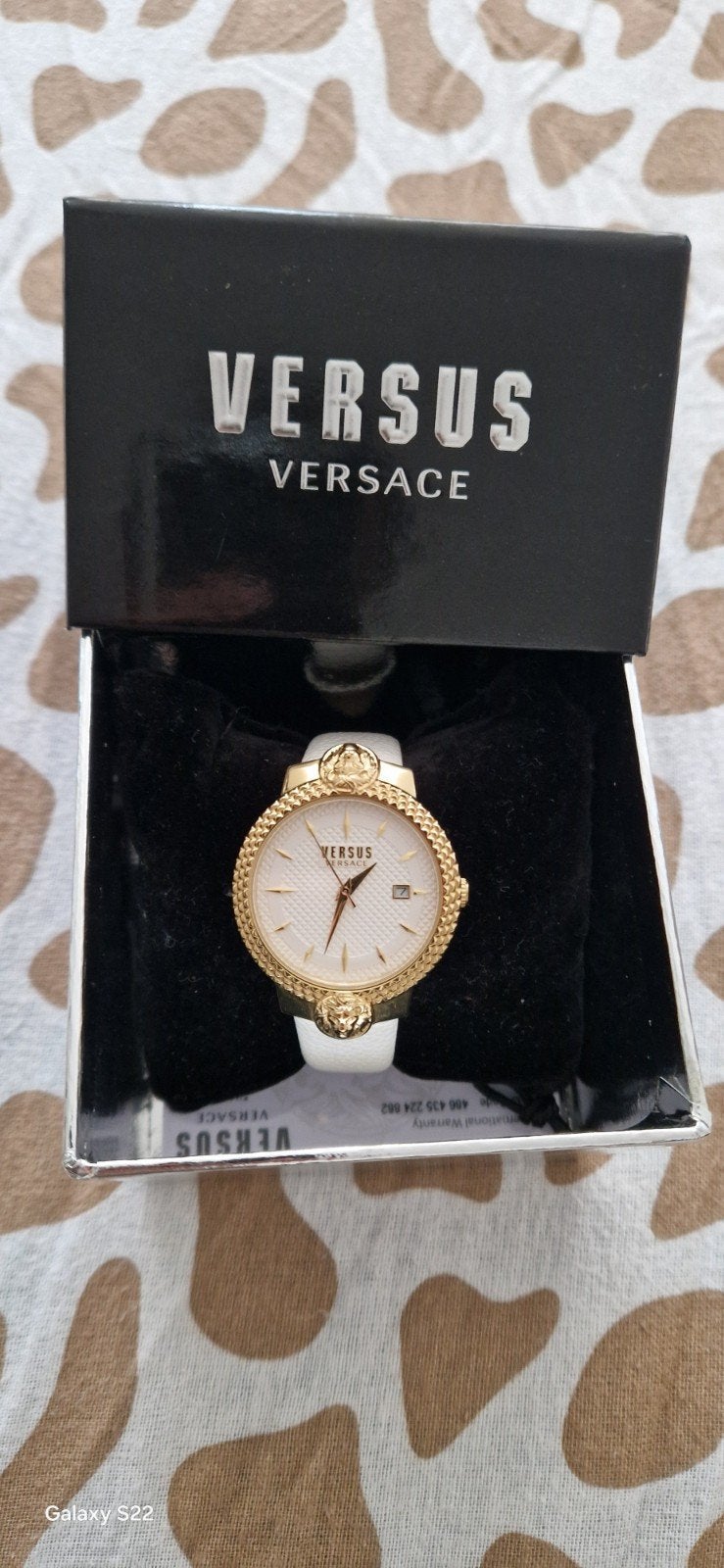 montre femme versace, Bijoux, Sacs & Beauté, Enlèvement