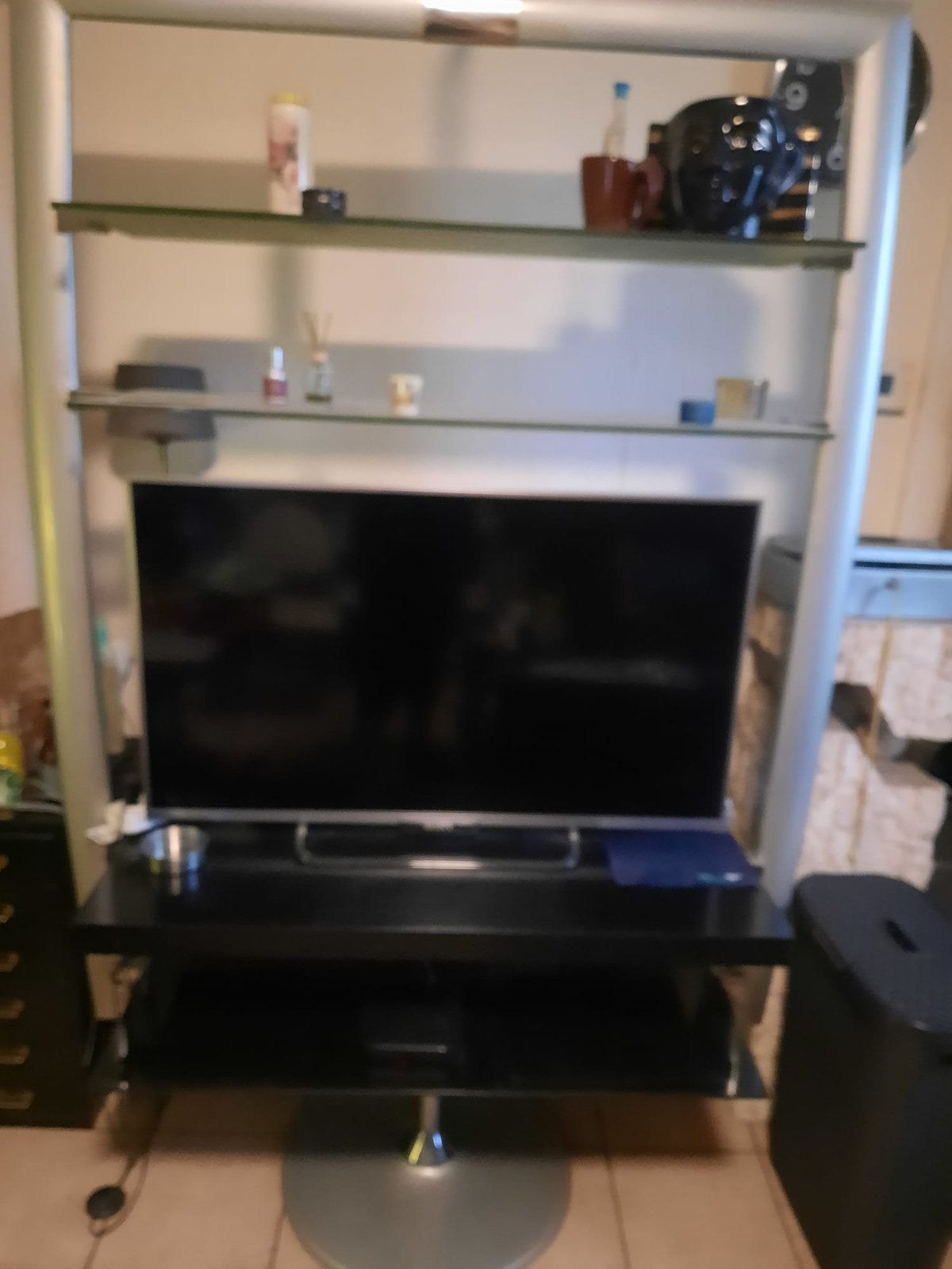 Design TV-meubel met glazen schappen - zeer stevig, Enlèvement, Utilisé