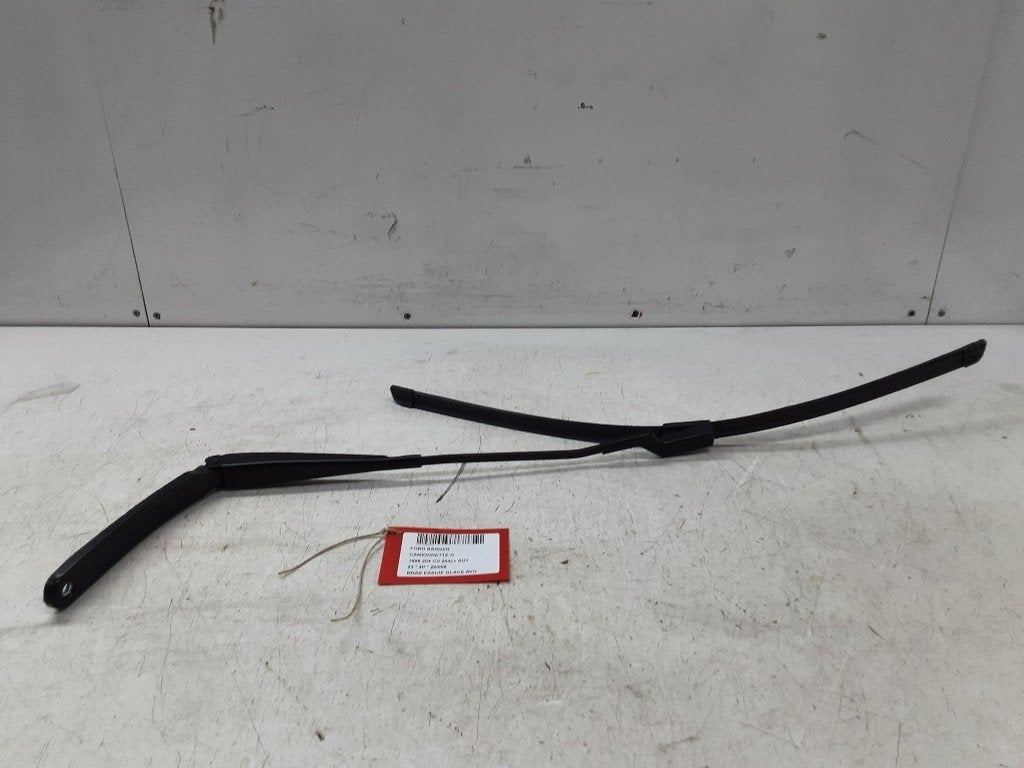 RUITENWISSERARM LINKS VOOR Ranger Extended Cab, Super Cab, Gebruikt, Mevr. I. Hauben, Rue de l'Espoir 34 34
4030  GRIVEGNÉE, BE