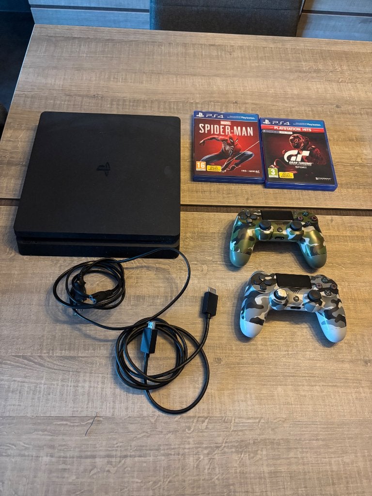 Playstation 4, Consoles de jeu & Jeux vidéo, Consoles de jeu | Sony PlayStation 4, Enlèvement ou Envoi, Comme neuf, Avec 2 manettes