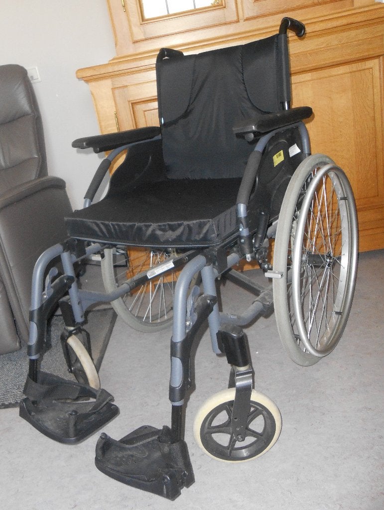 fauteuil roulant pliable, Divers, Chaises roulantes, Comme neuf, Fauteuil roulant à pousser, Pliant, Enlèvement