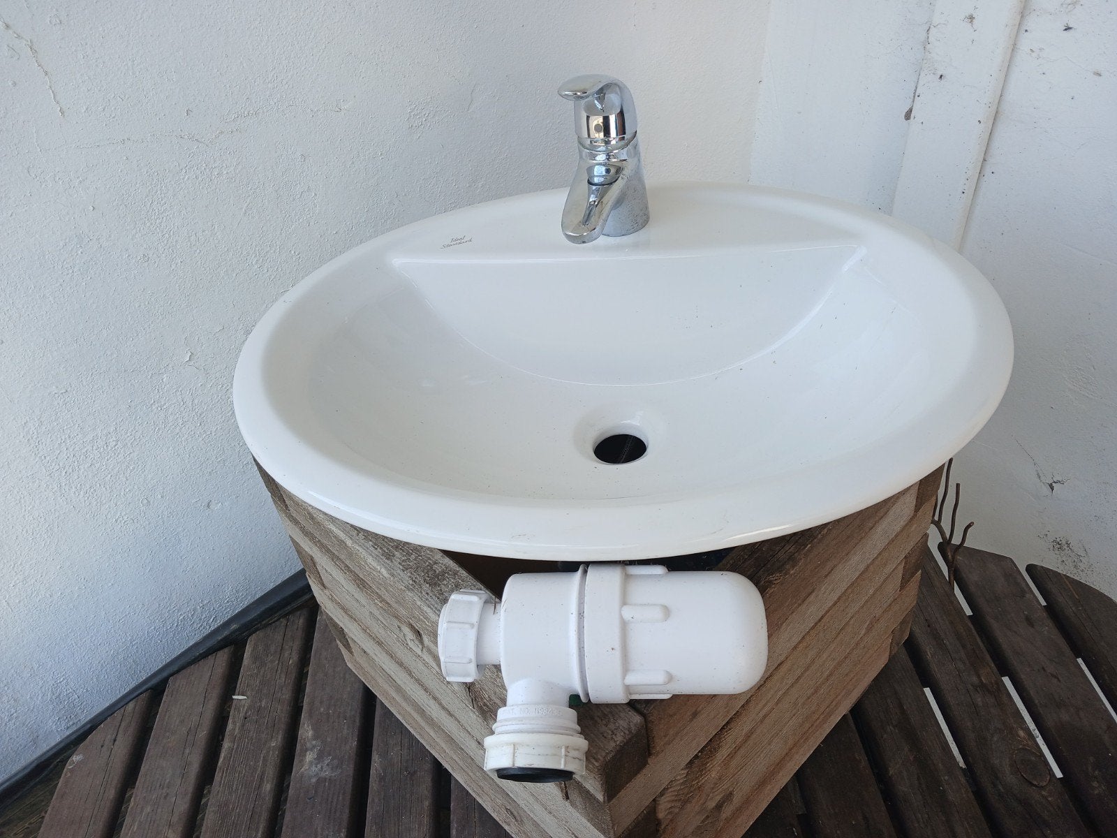 Lavabo évier en céramique blanche oval "Idéal standard", Ophalen