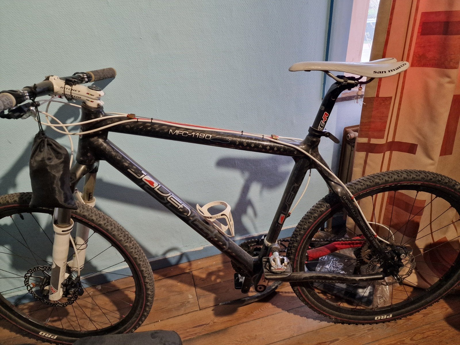 custom mtb, Fietsen en Brommers, Fietsen | Heren | Sportfietsen en Toerfietsen, Zo goed als nieuw, 15 tot 20 versnellingen, Schijfrem