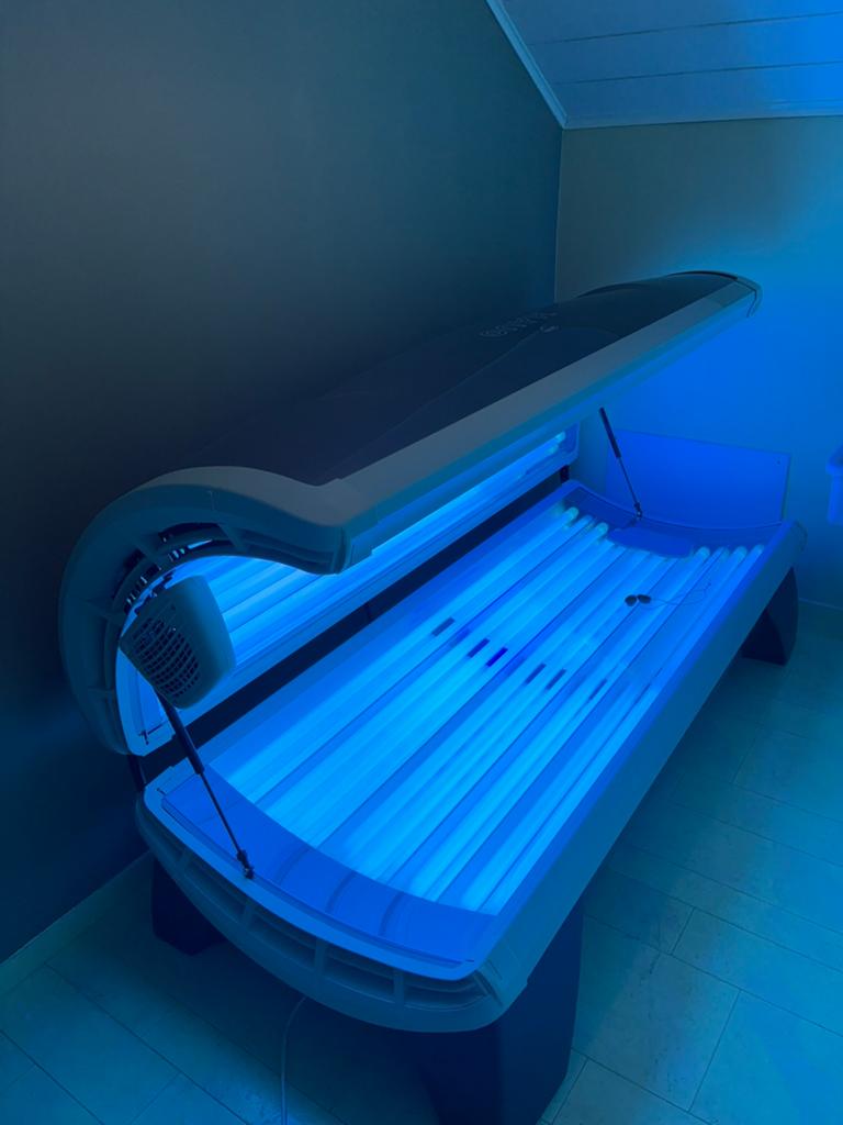 Zonnebank Onyx in perfecte staat, Elektronische apparatuur, Zonnebanken en Gezichtsbruiners, Ophalen, Zo goed als nieuw
