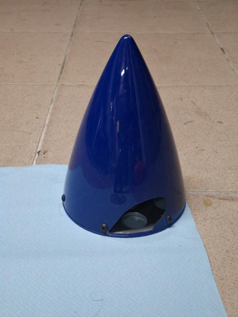 Tweebladige koolstofconus voor extreme vlucht in perfecte st, Ophalen of Verzenden, Nieuw, Benzine