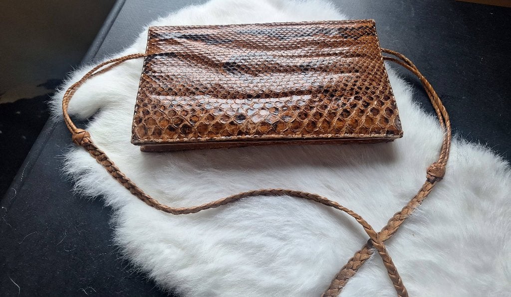 Beau sac bandoulière en cuir vintage, Bijoux, Sacs & Beauté, Enlèvement ou Envoi, Comme neuf, Brun, Sac à bandoulière