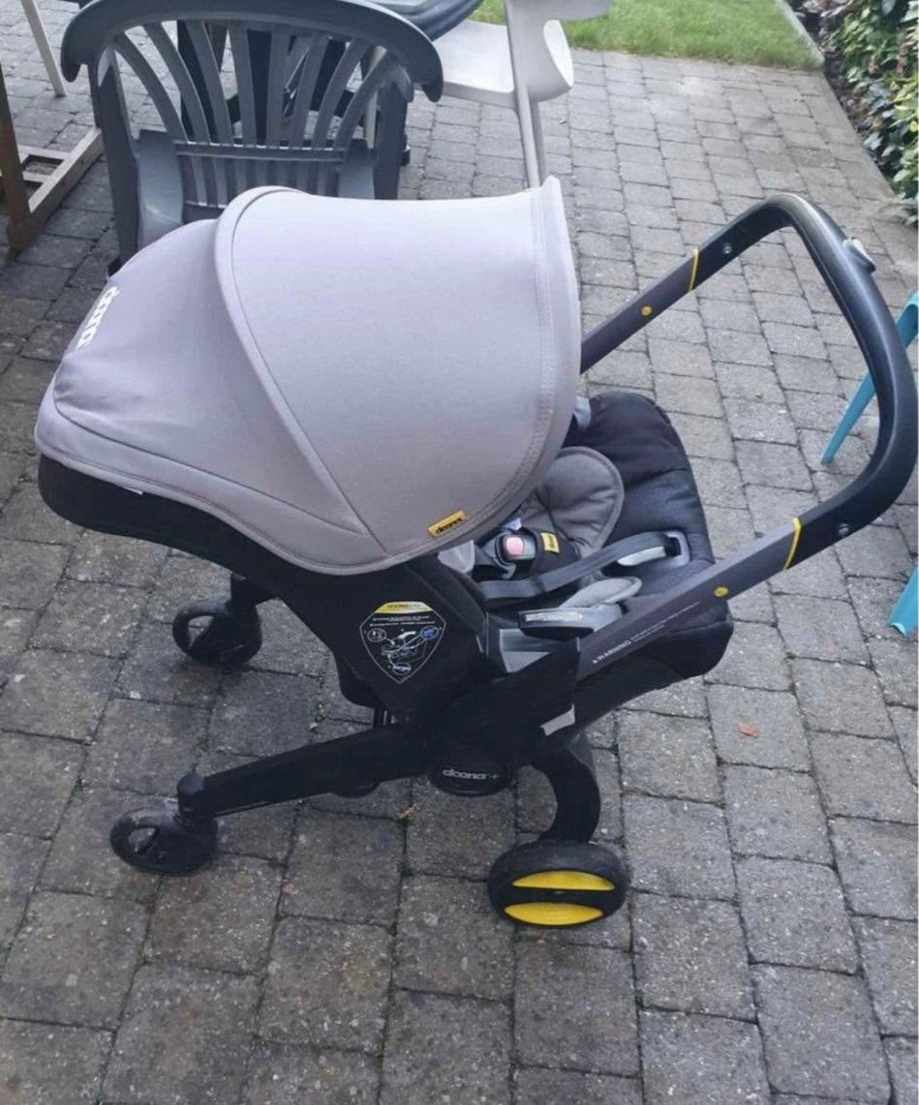 Doona kinderwagen, Ophalen, Gebruikt