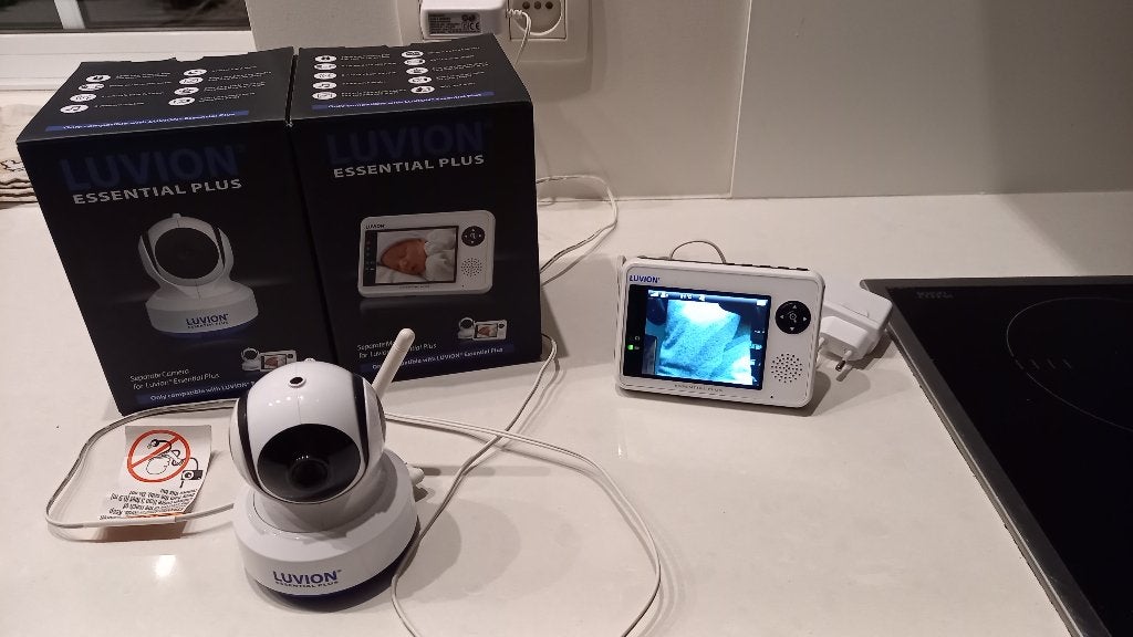 Babyfoon Luvion essential plus (met beeldscherm), Ophalen, Gebruikt, Minder dan 100 meter, Camera