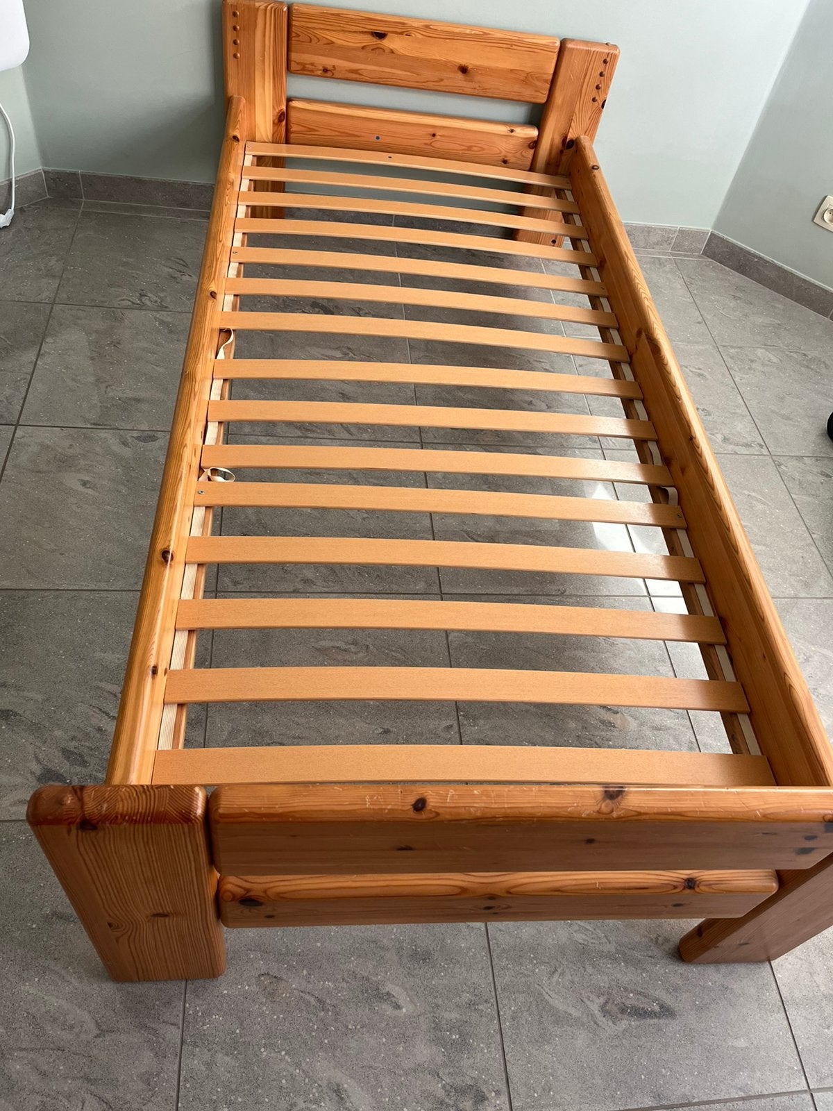 1persoons bed grenen met lattenbodem, Huis en Inrichting, Ophalen, Eenpersoons, 200 cm, Hout