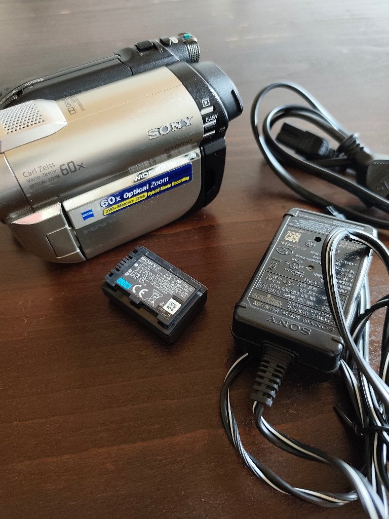 Sony Handycam DCR DVD150 camcorder, Audio, Tv en Foto, Videocamera's Digitaal, Ophalen, Full HD, Gebruikt, 20x of meer