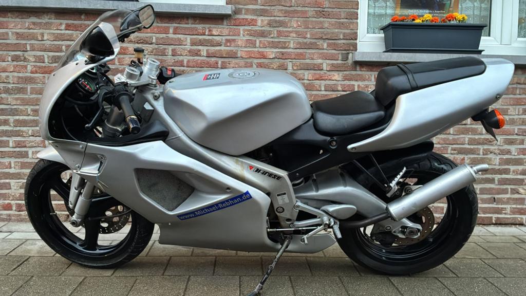 Aprilia rs 125 extrema
