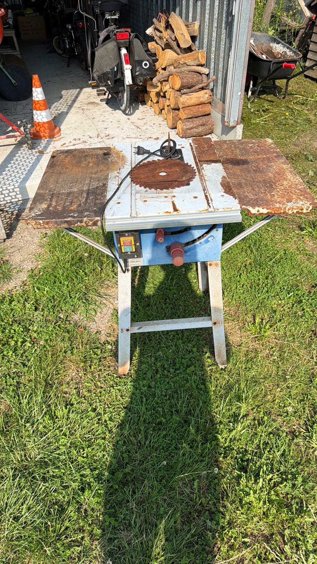 Zaagtafel, Enlèvement, Utilisé