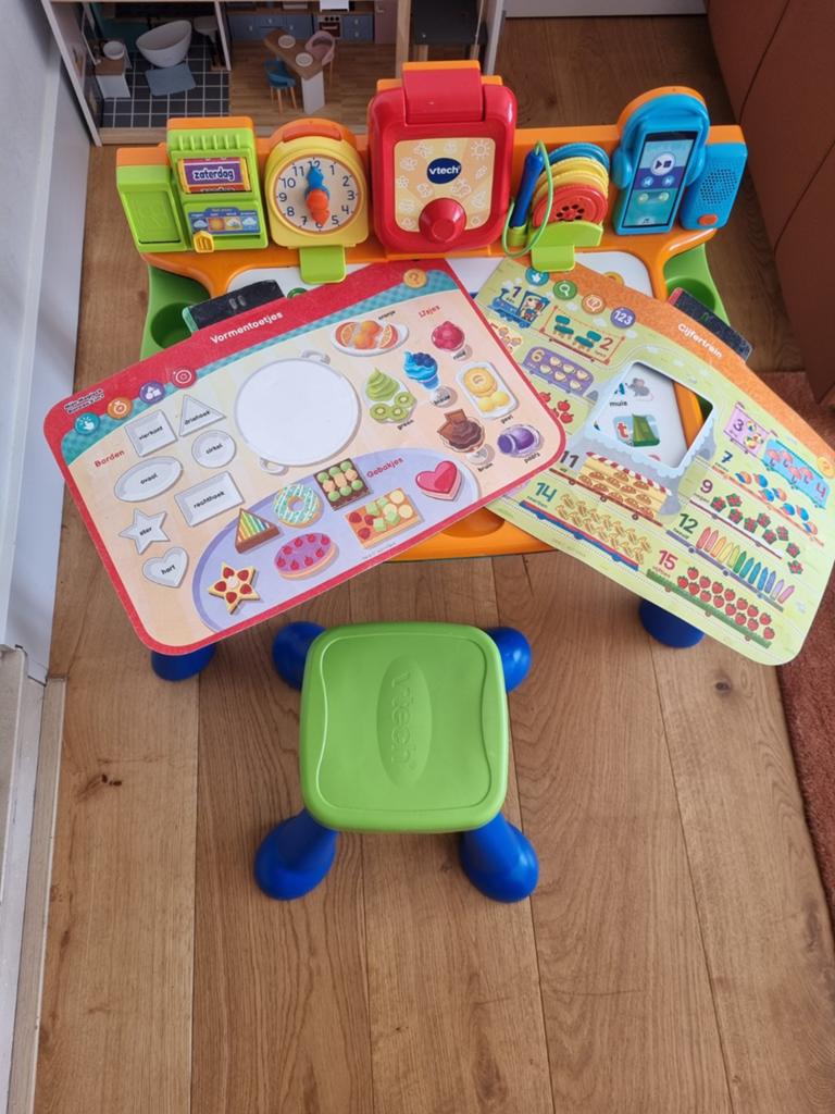 VTech mijn magische bureau/ interactieve tafel., Kinderen en Baby's, Ophalen, Gebruikt, 2 tot 4 jaar