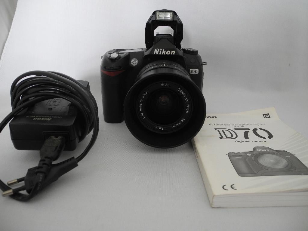 NIKON D70 avec 28-70 2,8-4 numérique, Moins de 4 fois, Utilisé, Nikon, Reflex miroir