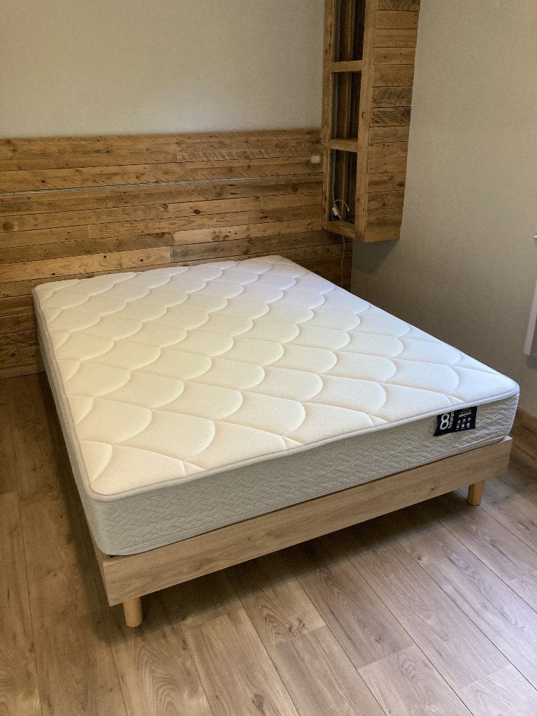 Lit (matelas + sommier) 140x190, Huis en Inrichting, Slaapkamer | Bedden, Zo goed als nieuw, Tweepersoons, 140 cm, 190 cm of minder