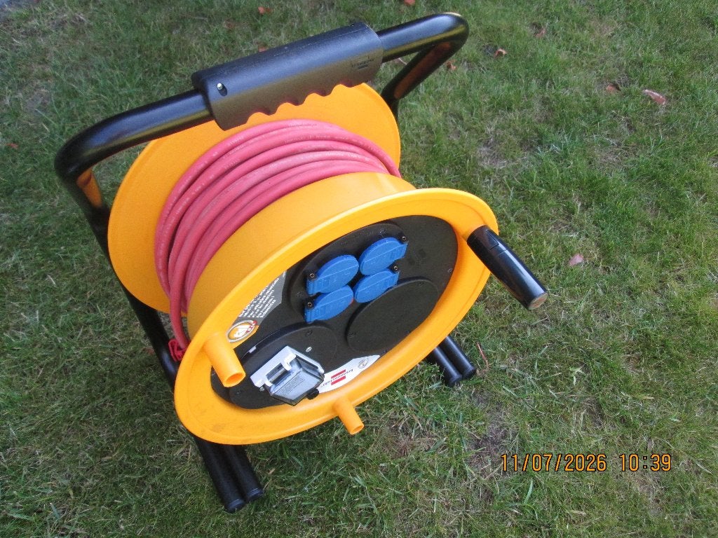 kabelhaspel, Bricolage & Construction, Électricité & Câbles, Neuf, Enrouleur de câble, Brennenstuhl, Enlèvement