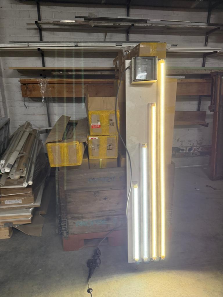 Led tl verlichting wegens overstock, Ophalen