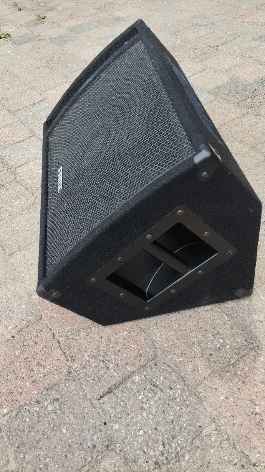 Retour de scène Fame SM-250A – Excellent état, Musique & Instruments, Enlèvement, Comme neuf