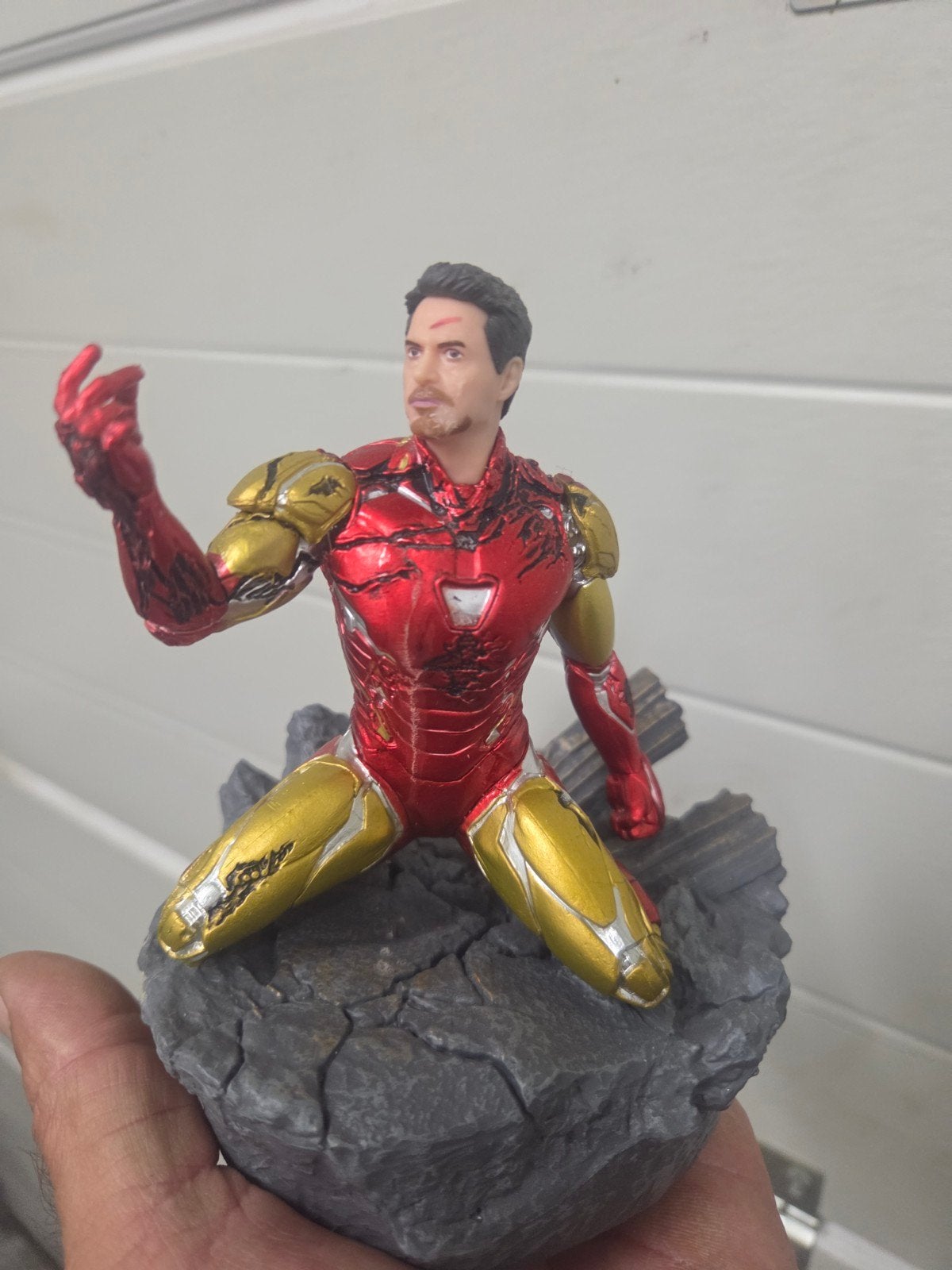 iron man, Enlèvement ou Envoi