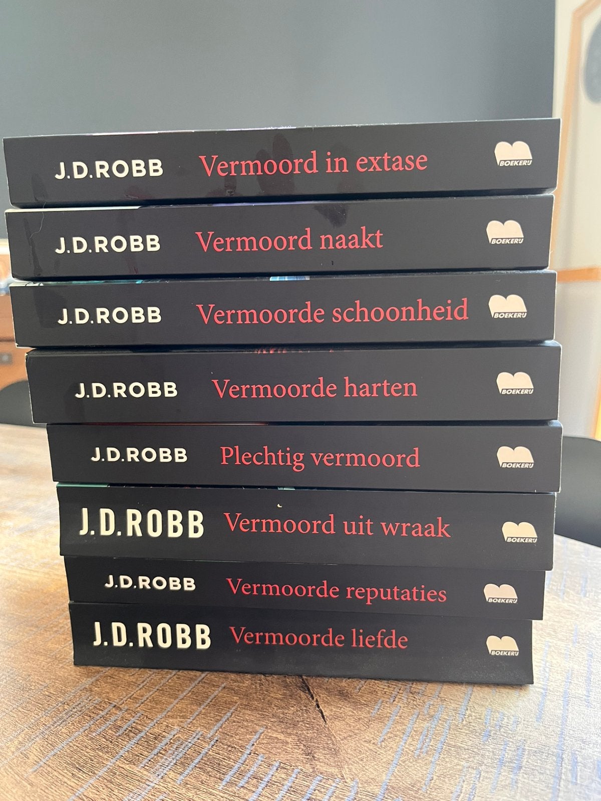 Boeken JD ROBB, Ophalen, Zo goed als nieuw