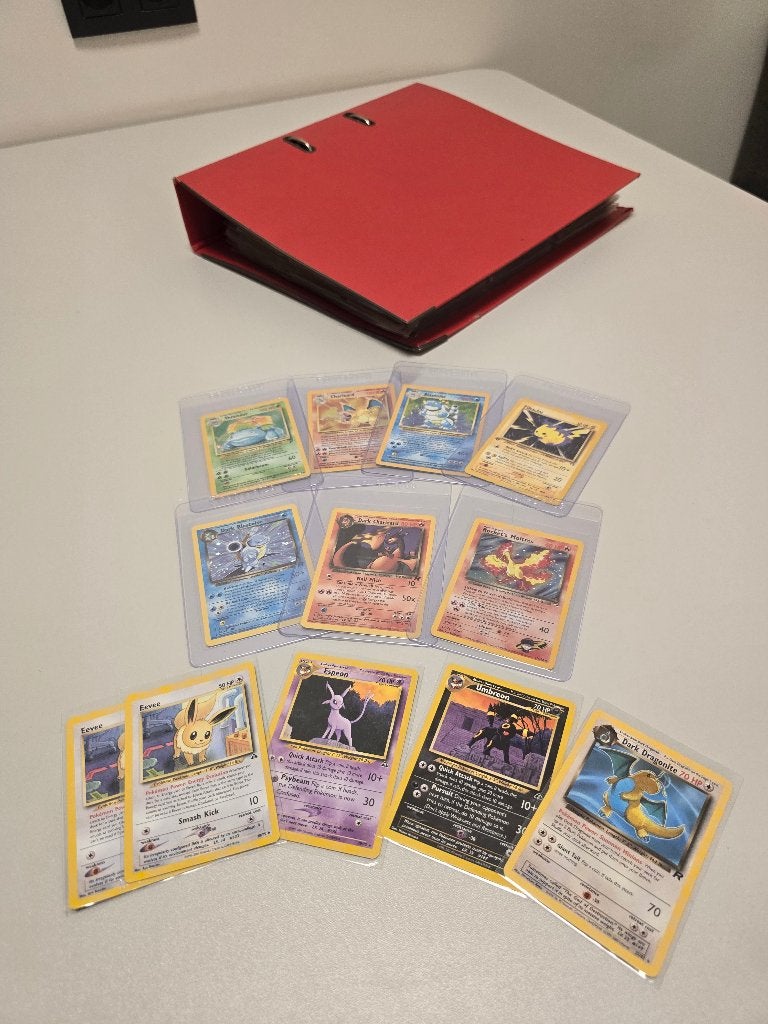 TE KOOP: vintage Pokémon collectie, Hobby en Vrije tijd, Ophalen, Zo goed als nieuw, Boek of Catalogus, Foil