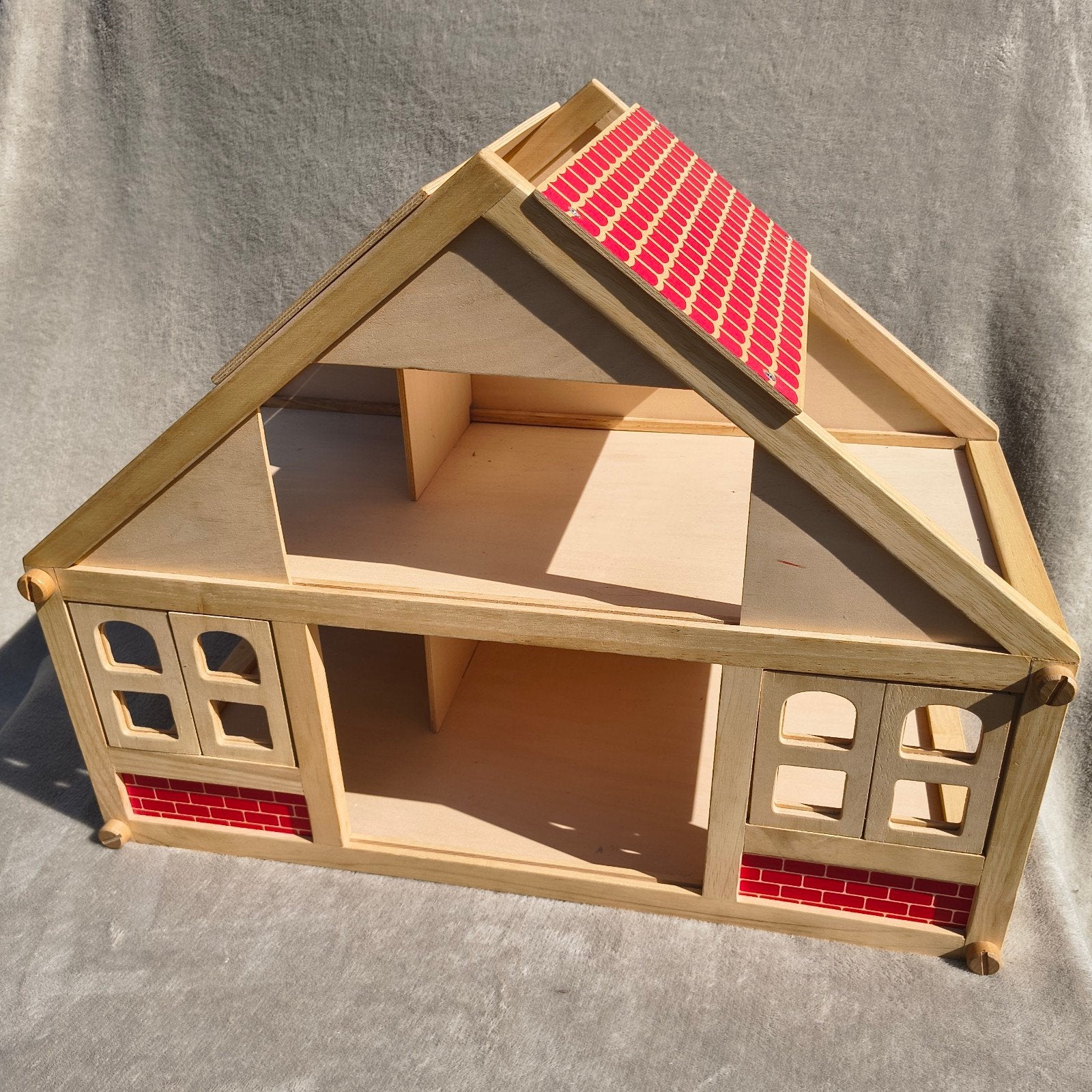 Houten poppenhuis met accessoires, Ophalen, Gebruikt, Poppenhuis