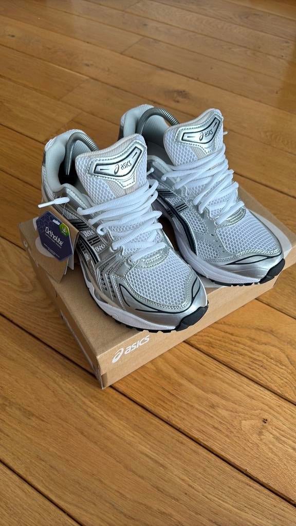 Asics gel kayano 14, Ophalen of Verzenden, Zo goed als nieuw