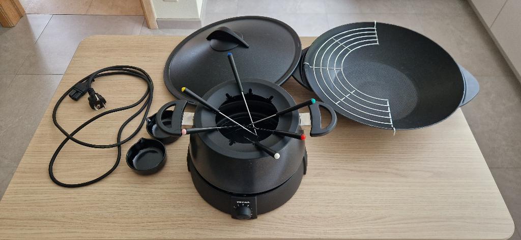 Tefal Elektrische wok & Fondue toestel, Ophalen, Zo goed als nieuw, 4 t/m 7 personen